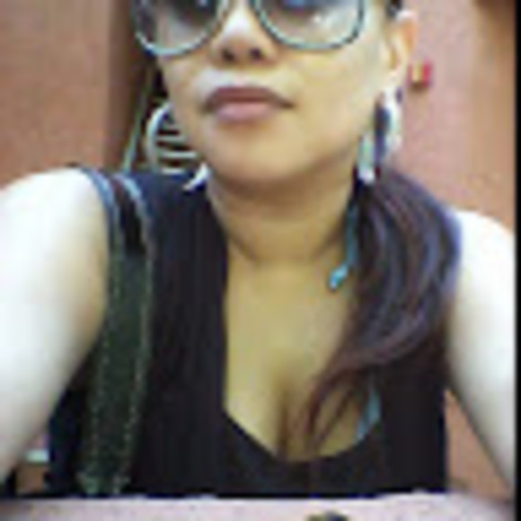 Meet your Posher, Chris - Picture 1 of 1